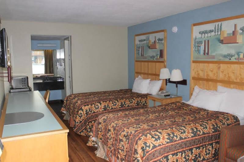 Tampa Inn Near Busch Gardens Zewnętrze zdjęcie